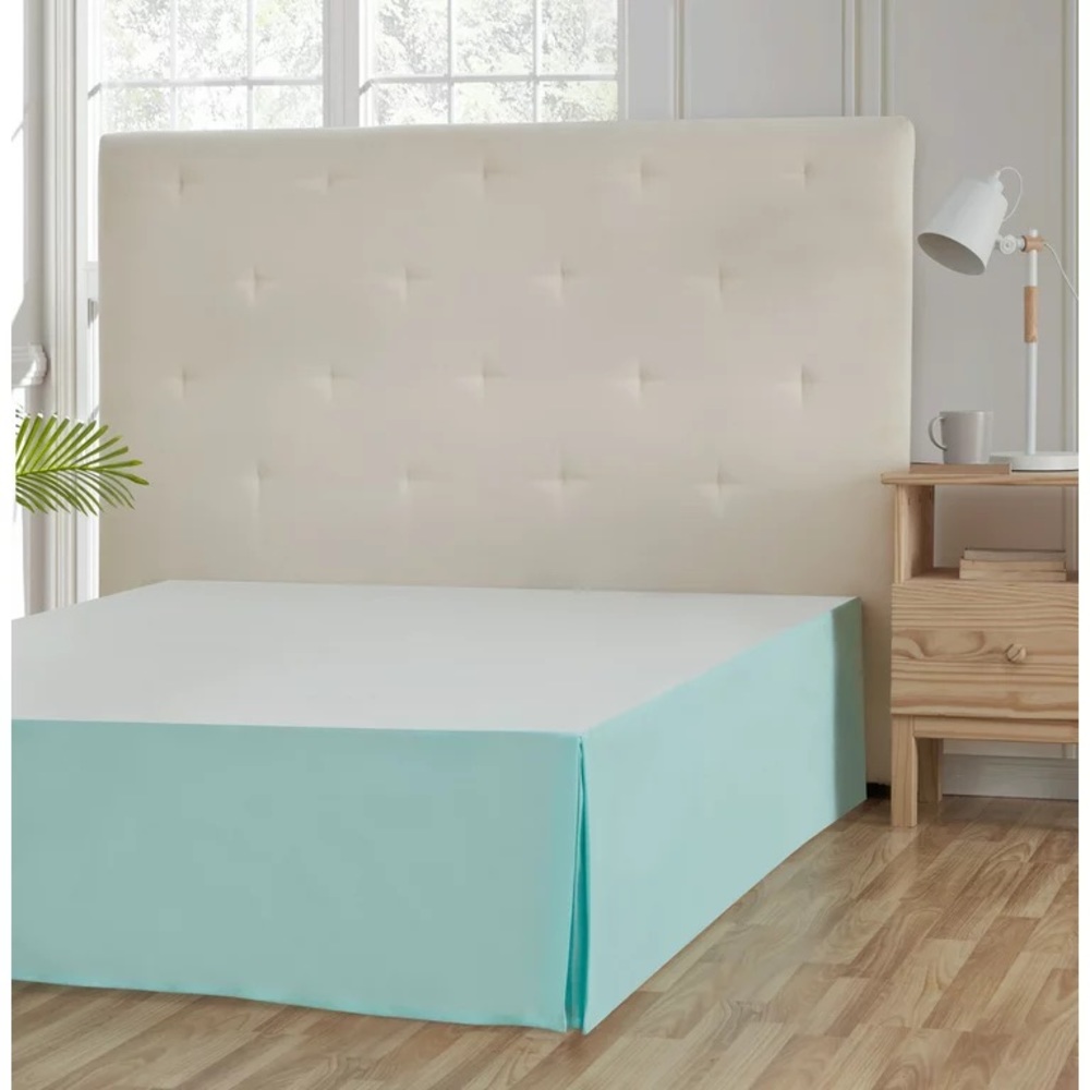 Mainstays Green queen bed skirt